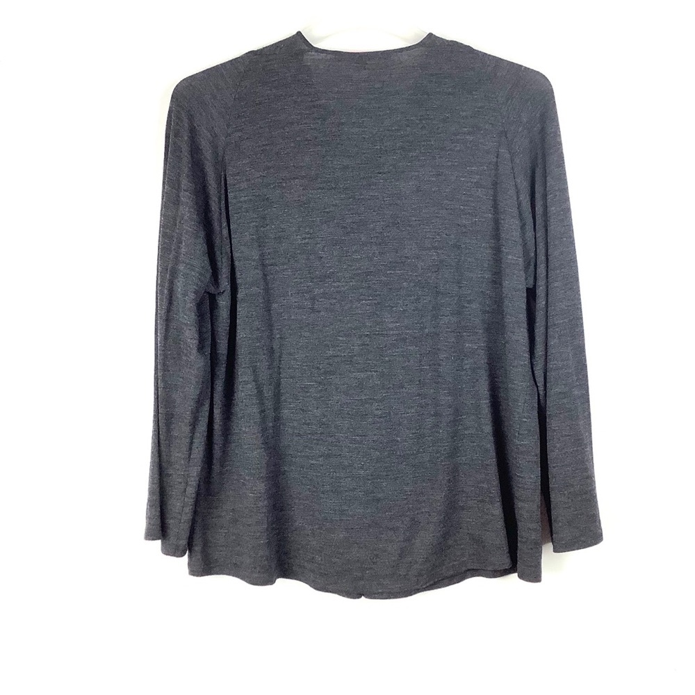 Shamask - v neck ruffle front top - Picture 2 of 5